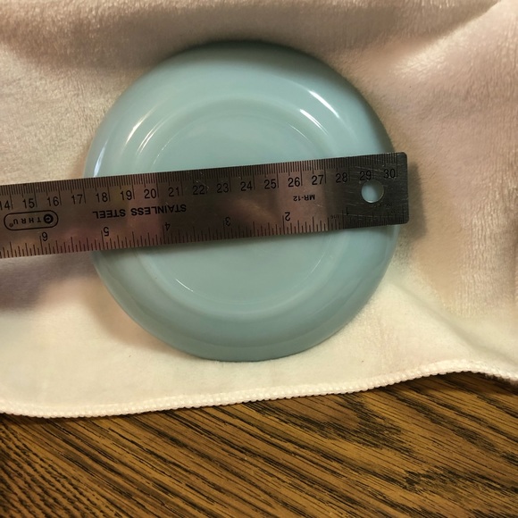 FINAL SALE- LEAVING CLOSET-NO FURTHER DISCOUNTS - Picture 4 of 5